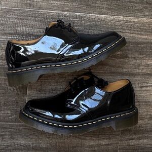 Dr martens black patent leather womens Oxford shoes 10